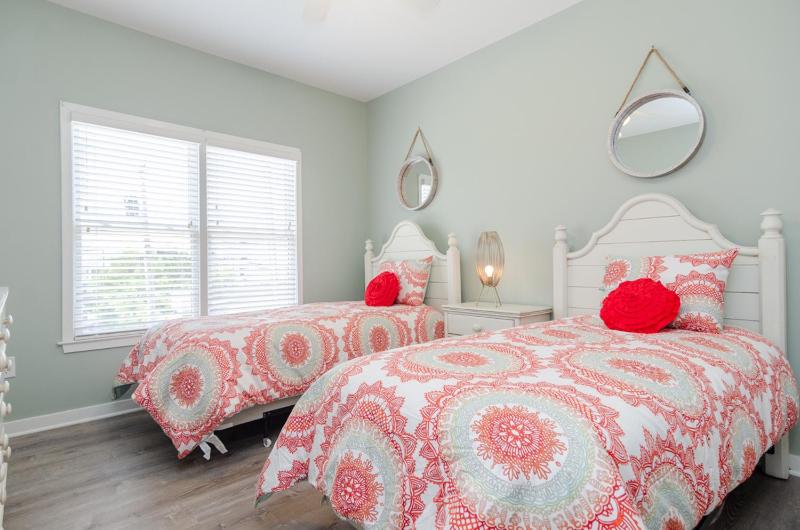 Carolina Comfort Lower by Bryant Real Estate - image 25