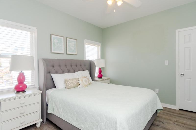 Carolina Comfort Lower by Bryant Real Estate - image 15