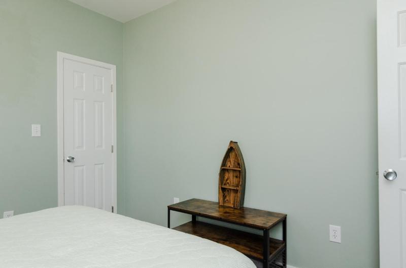 Carolina Comfort Lower by Bryant Real Estate - image 6