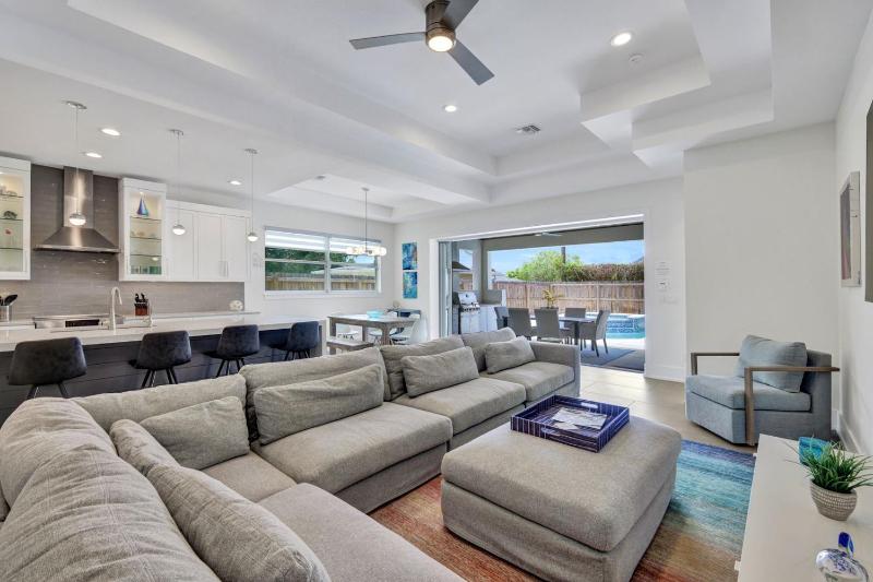 Starfish Wishes! - Less Than 1 Mile To Beach - Salt Water Pool - Walk to the Beach! - image 20