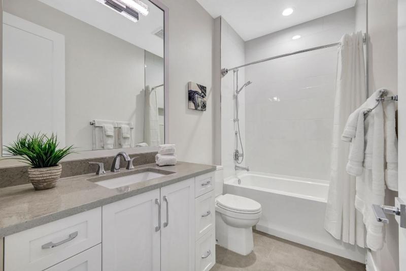 Starfish Wishes! - Less Than 1 Mile To Beach - Salt Water Pool - Walk to the Beach! - image 11
