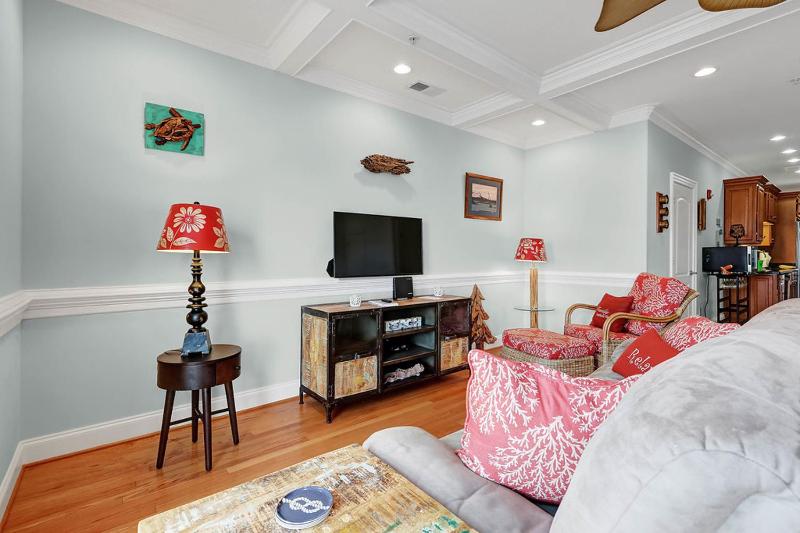 Oar Knot by Bryant Real Estate - image 8