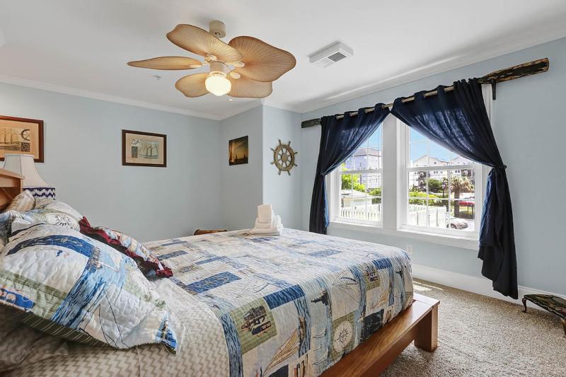Oar Knot by Bryant Real Estate - image 24