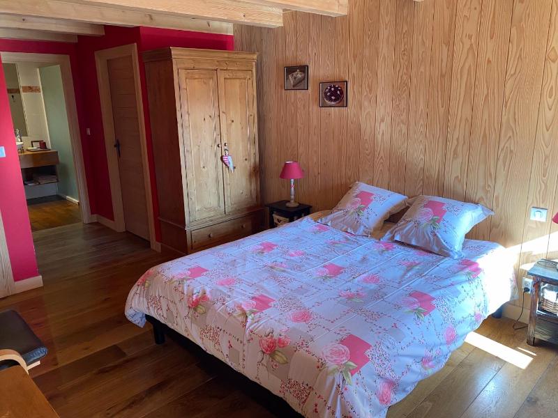 Double Room with Private Bathroom image 1