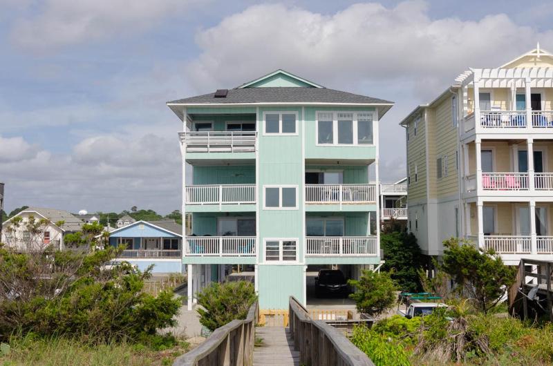 Connollys Salty Daze by Bryant Real Estate - image 18