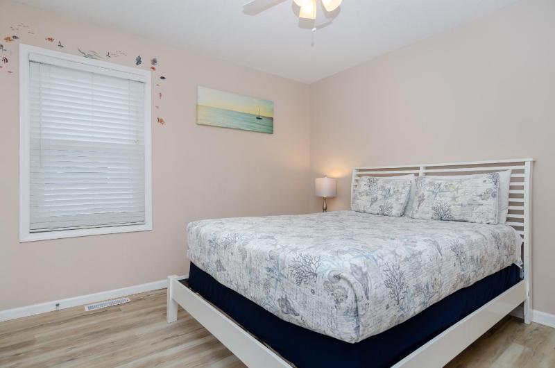 Connollys Salty Daze by Bryant Real Estate - image 9