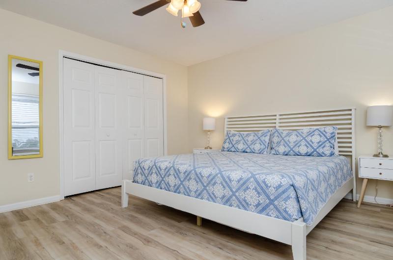 Connollys Salty Daze by Bryant Real Estate - image 31