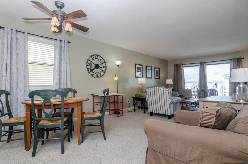 Zwolak by Bryant Real Estate - image 5