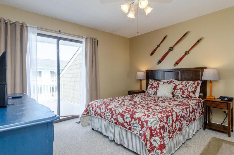 Zwolak by Bryant Real Estate - image 30