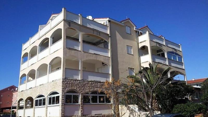 Apartment Palma - Novalja - image 10