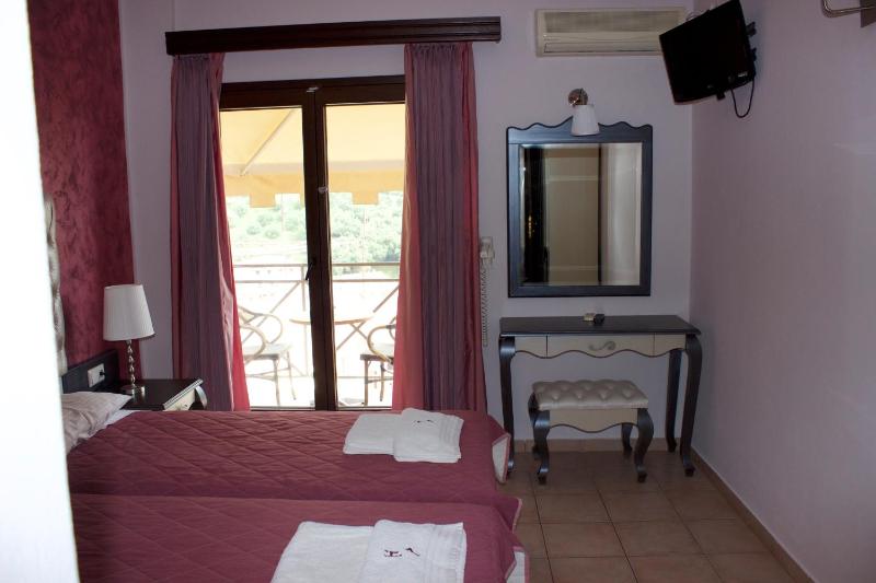 Palatino Hotel - image 11