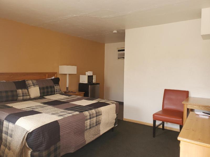 King Room image 2