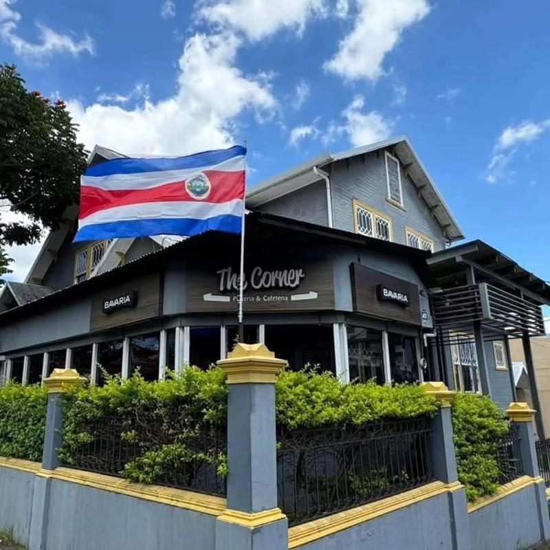 Casa Aldea Hotel Bed & Breakfast - image 1
