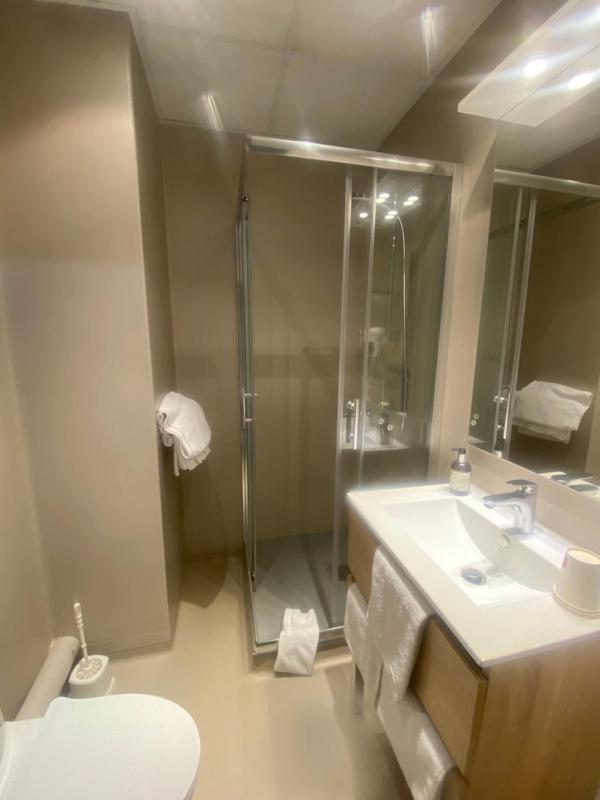 Quadruple Room image 1