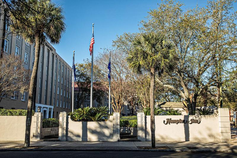 Hampton Inn Charleston-Historic District - image 7
