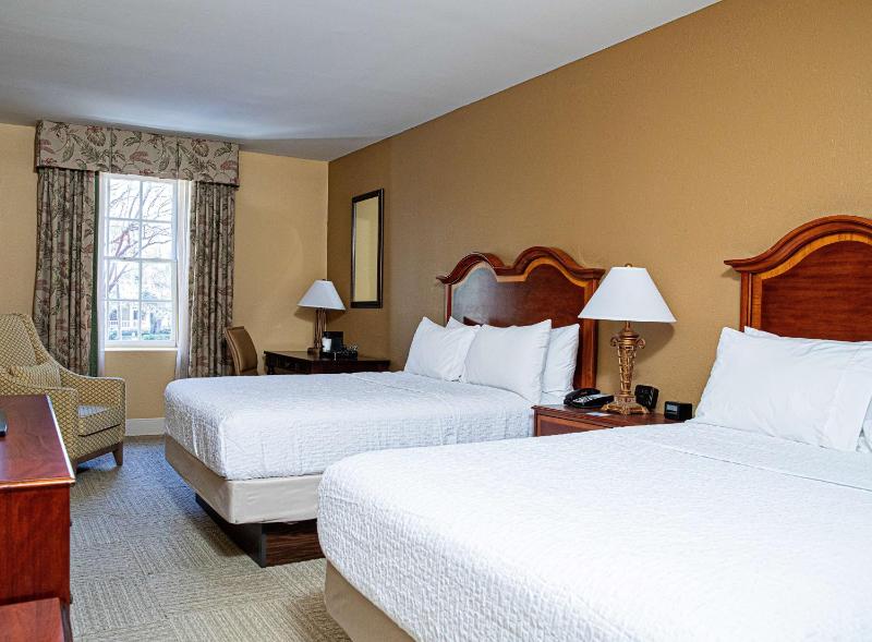 Hampton Inn Charleston-Historic District - image 14