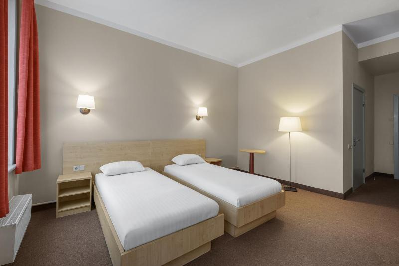 Superior Double or Twin Room image 2