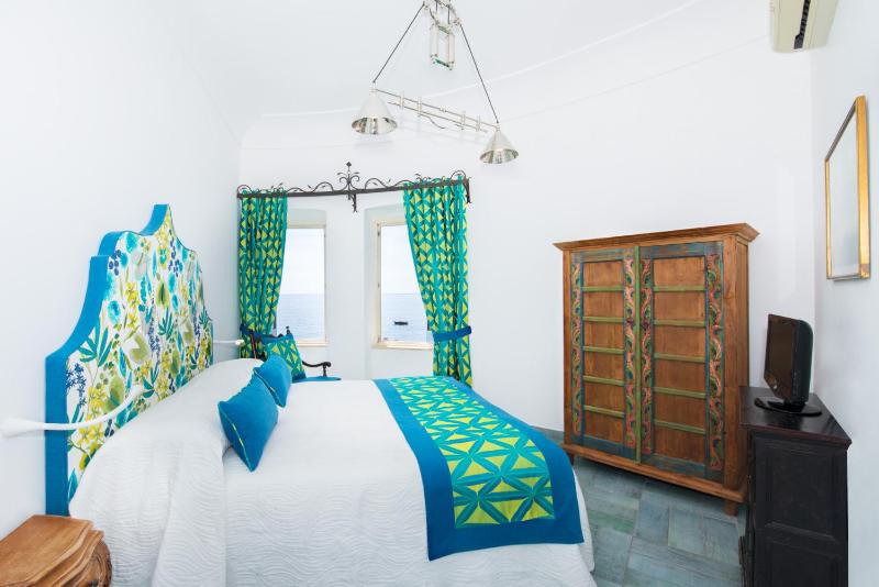 Villa Torre Trasita luxury suites - image 10