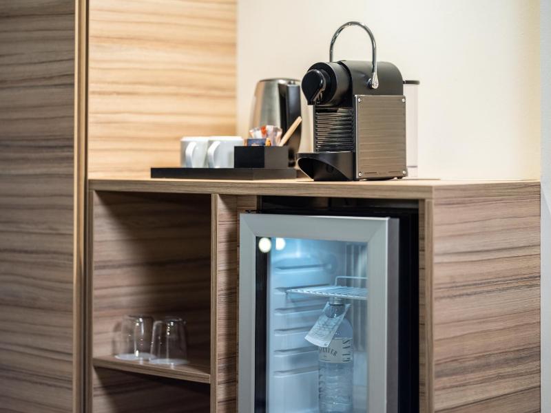 Business Double Room image 4