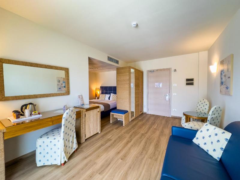 Junior Suite image 4