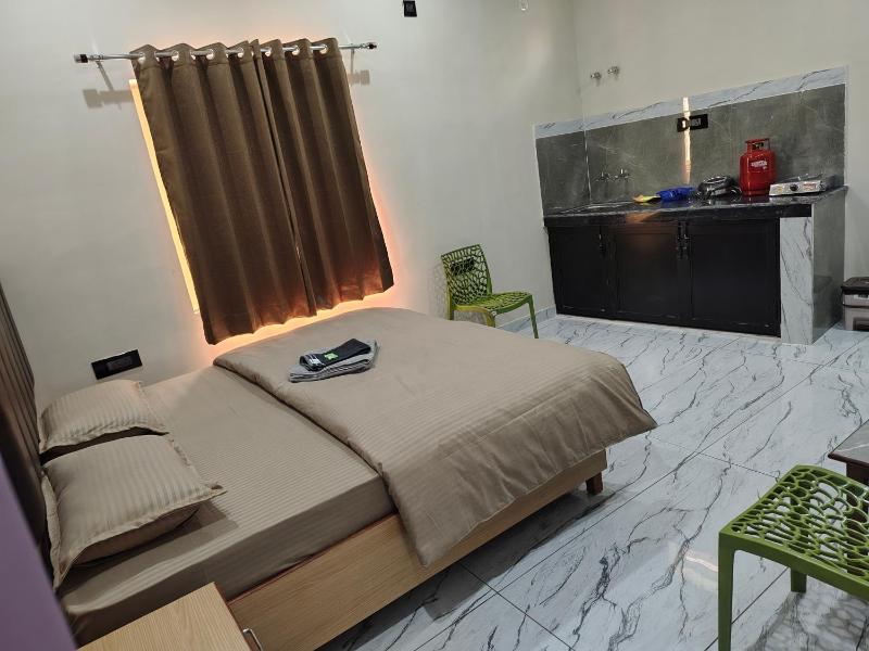 Athalia Residency by Moon Stay - image 6