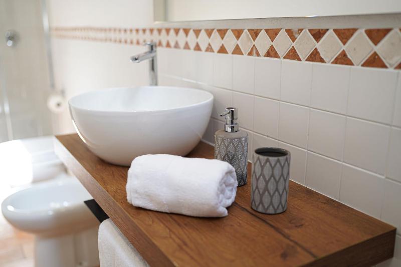 Il Cantico Suite - image 4