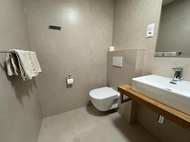 Comfort Double Room with Extra Bed image 2
