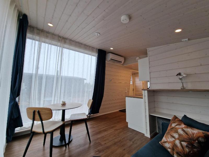 Suite with Sauna image 4