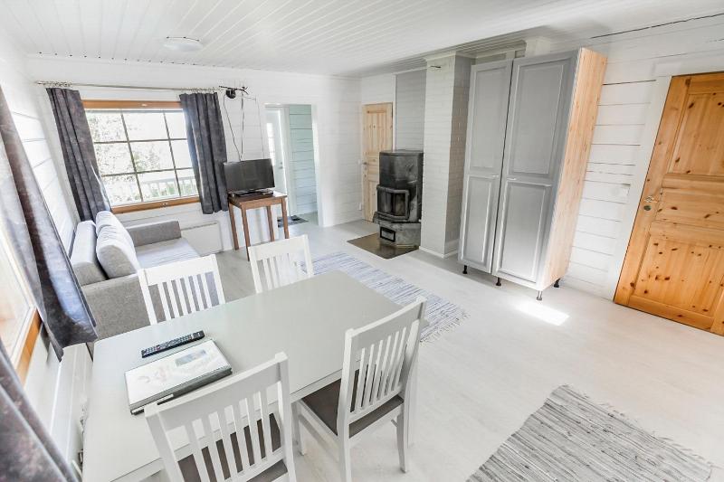 Bungalow with Sauna (4 Adults) image 2