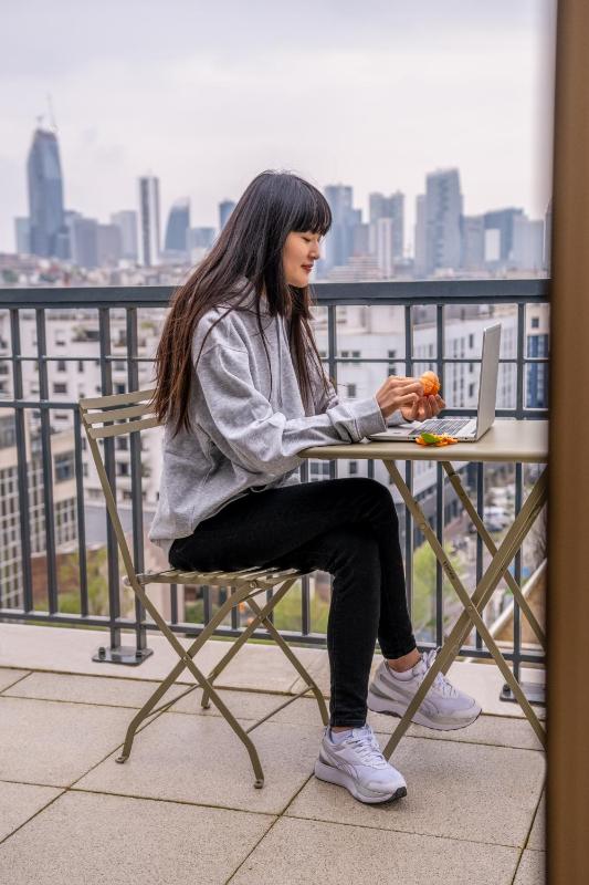 Superior Studio with Balcony image 3