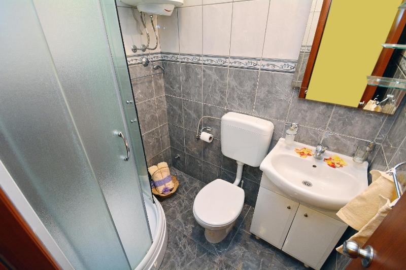 One-Bedroom Apartment with Balcony (2 Adults) image 2