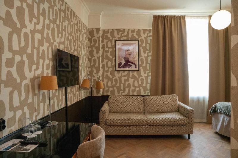 Superior Double or Twin Room image 3
