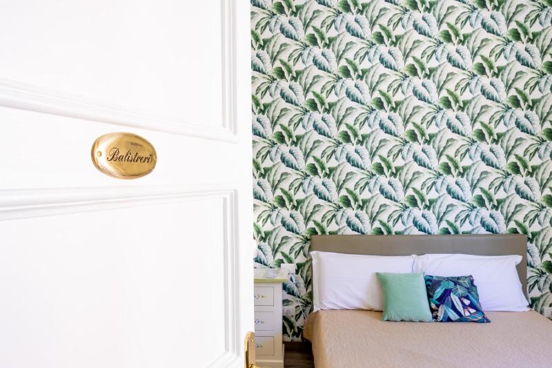 Standard Double Room image 1