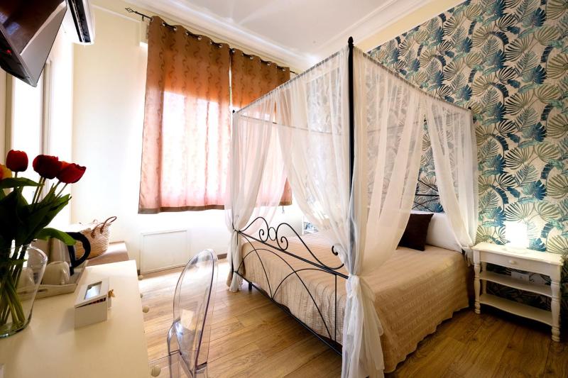 Superior Double Room image 4