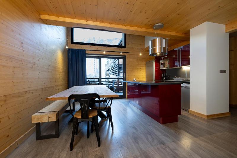 One-Bedroom Apartment image 4