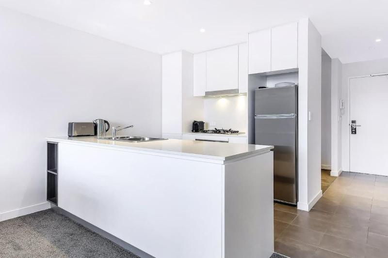 lovely 2 beds service apt in heart of chatswood41 - image 8
