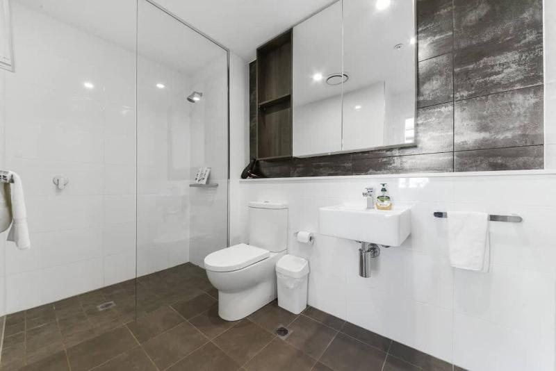 free parking lovely 2 bds in heart of chatswood76 - image 16