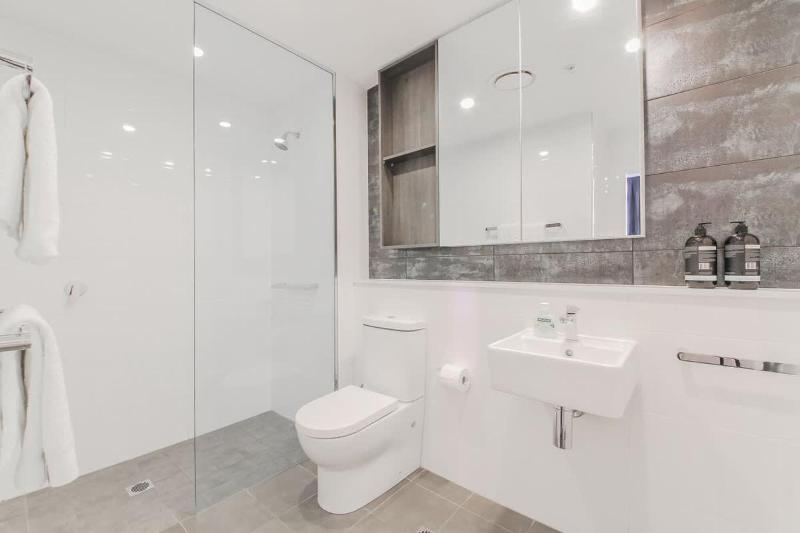 free parking lovely 2 bds in heart of chatswood76 - image 13