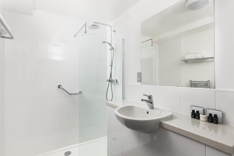 Executive Room image 3