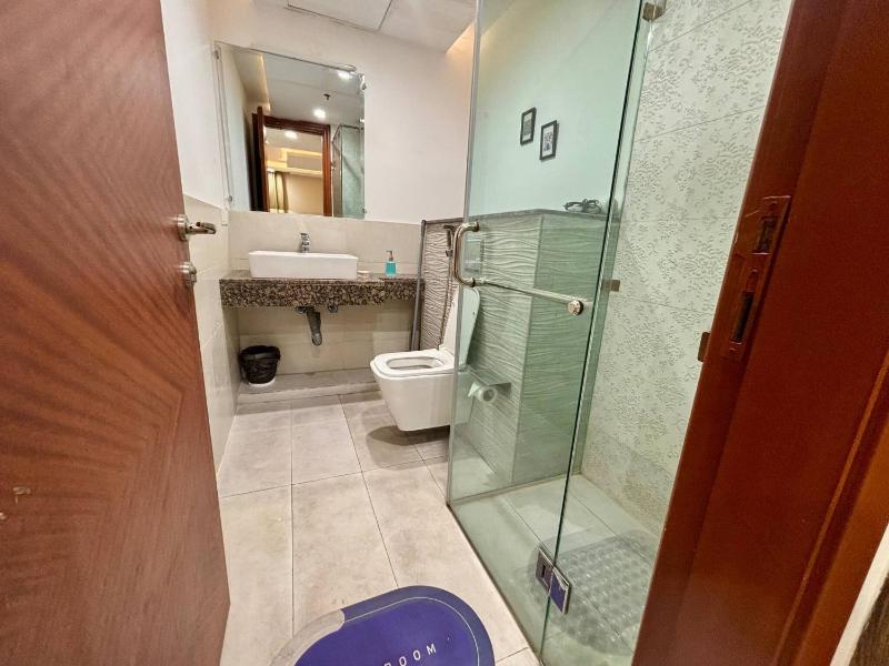 1 Bed | GoldCrest | DHA | 13 Flr - image 16