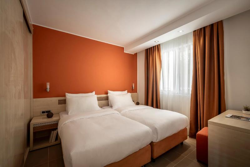 Standard One-Bedroom Apartment for 4 Adults image 3