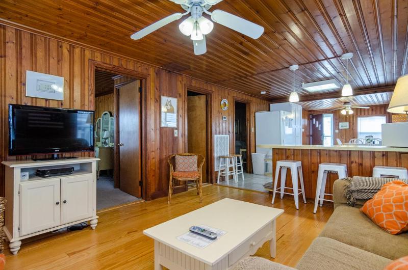 Henson Lower by Bryant Real Estate - image 40