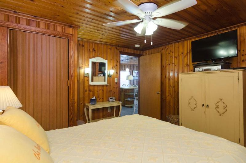 Henson Lower by Bryant Real Estate - image 22
