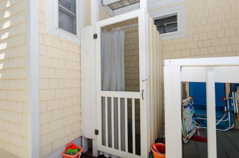 Henson Lower by Bryant Real Estate - image 41