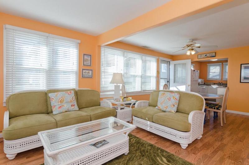 CBs Bella Vista by Bryant Real Estate - image 42