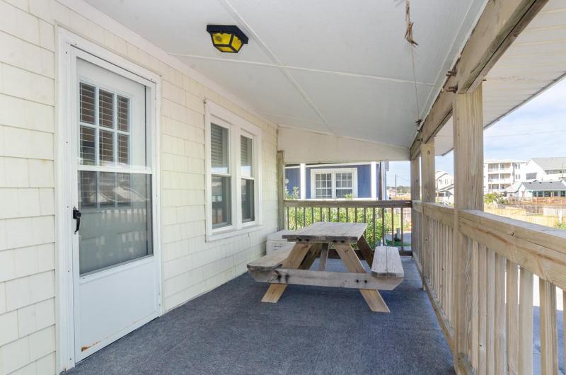 CBs Bella Vista by Bryant Real Estate - image 41