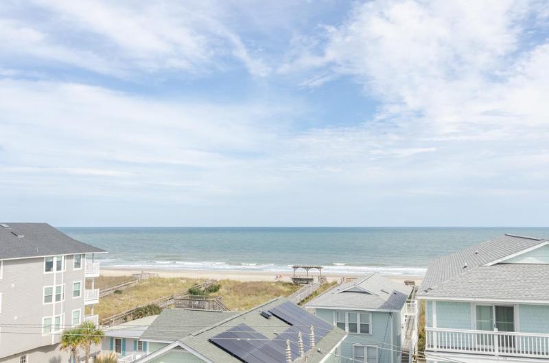 Namastay at Terrace by Bryant Real Estate - image 28