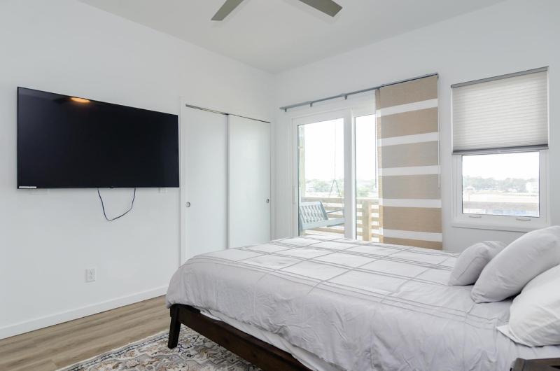 Namastay at Terrace by Bryant Real Estate - image 49