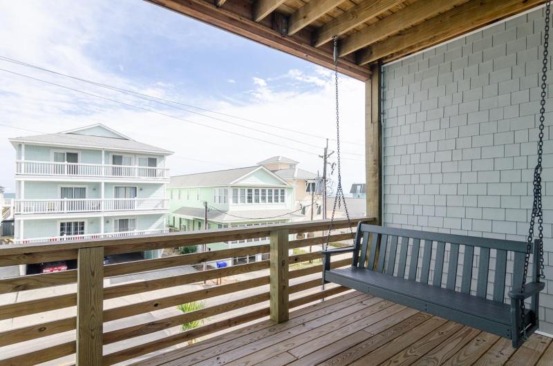 Namastay at Terrace by Bryant Real Estate - image 32