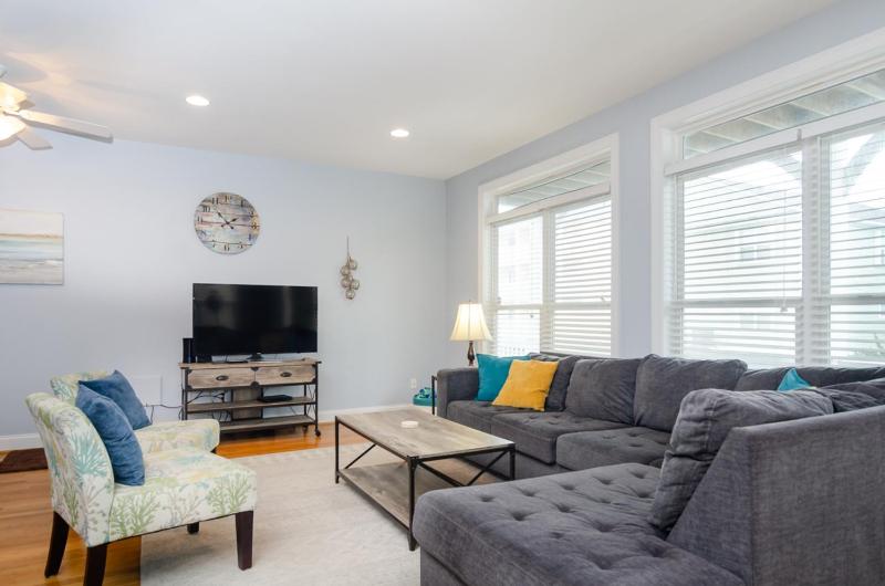Riptide by Bryant Real Estate - image 14
